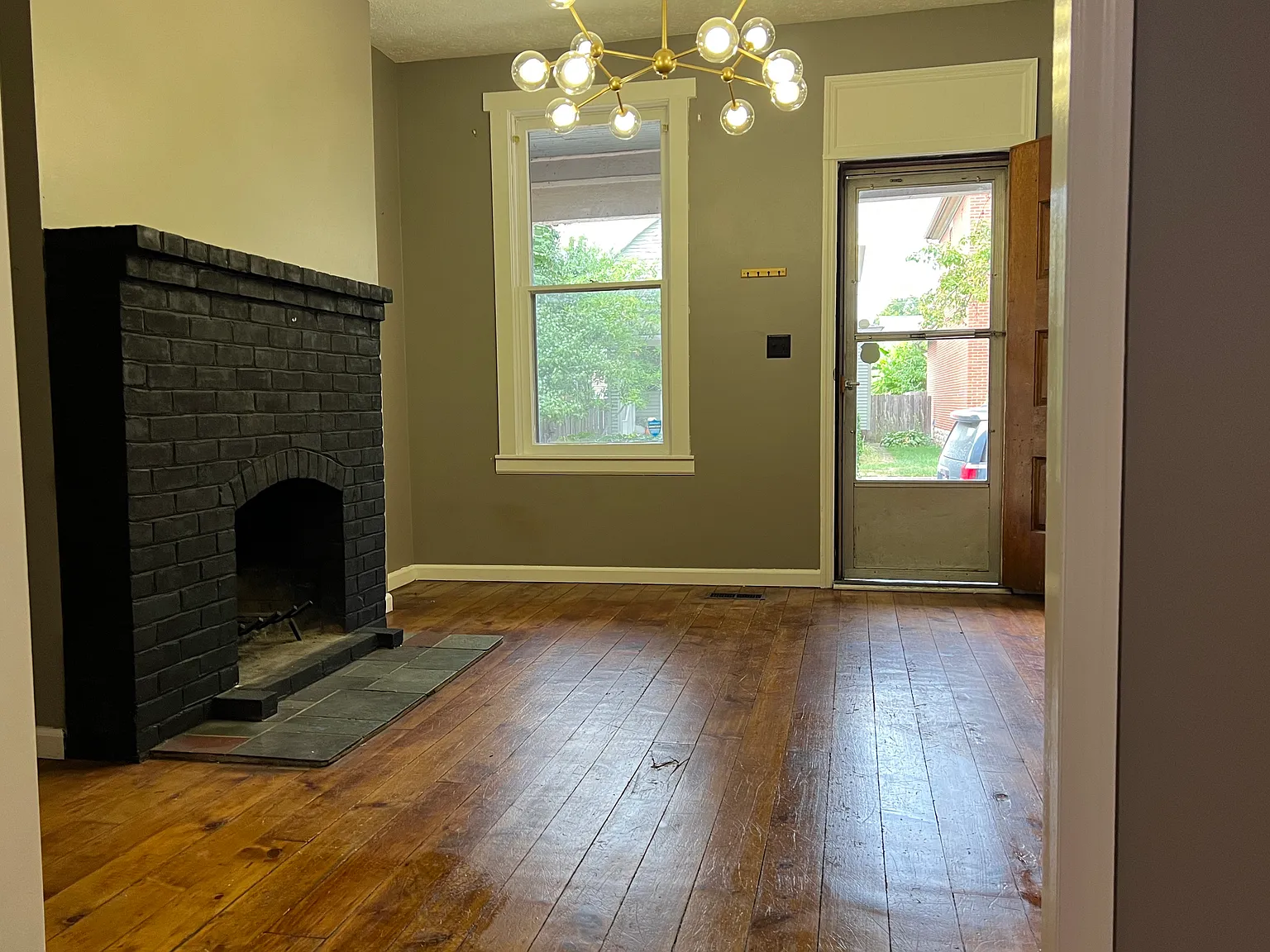 433 Reinhard Ave — Photo 3