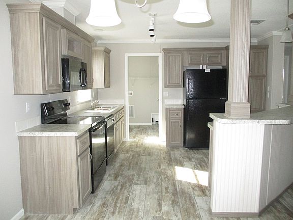 4th image of 7700 Parkway Blvd #368