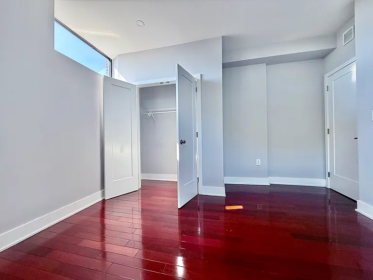 302 Richmond St #A18 — Photo 10