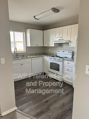 533 SE 6th Ave #2 Photo 1