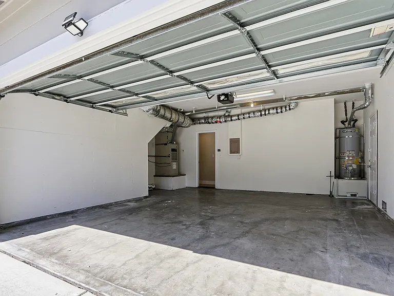 1290 Notting Hill Dr — Photo 26