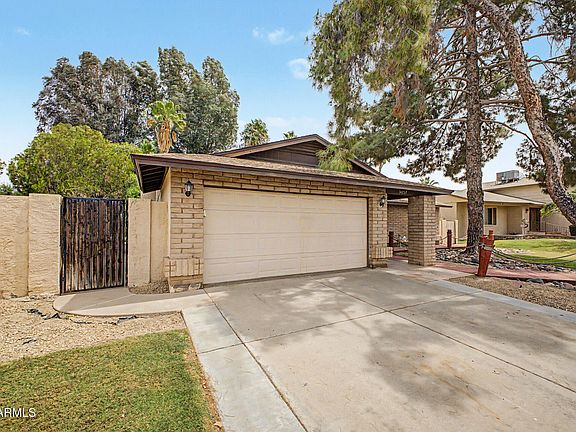 3rd image of 14237 N 24TH Avenue