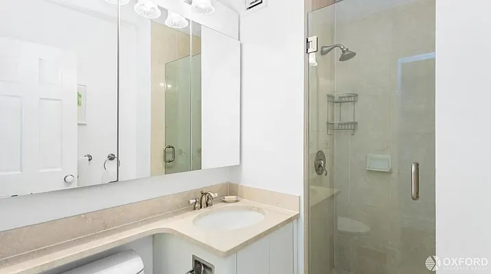 Rented by Oxford Property Group | media 19