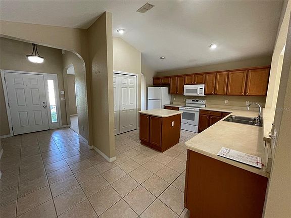5th image of 17408 SE 121ST CIRCLE
