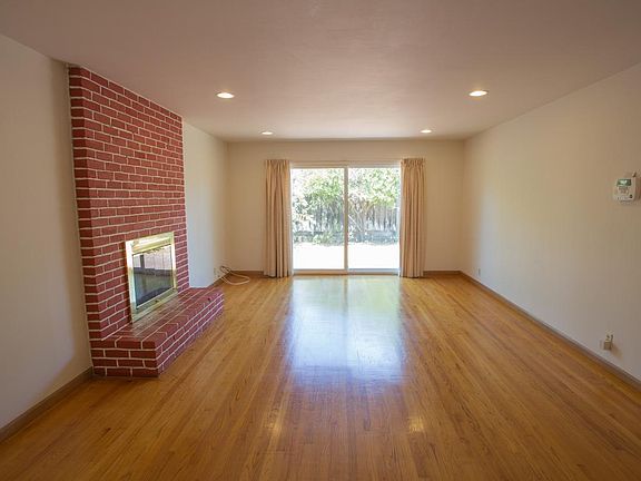 Large family/living room