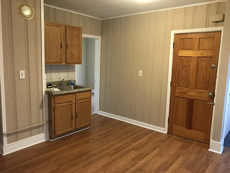 39 Pine St #2 — Photo 7
