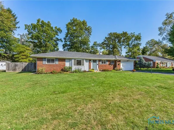 4634 Springbrook Dr, Toledo, OH 43615