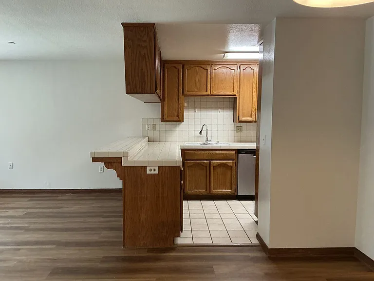 17200 Newhope St #110 — Photo 4
