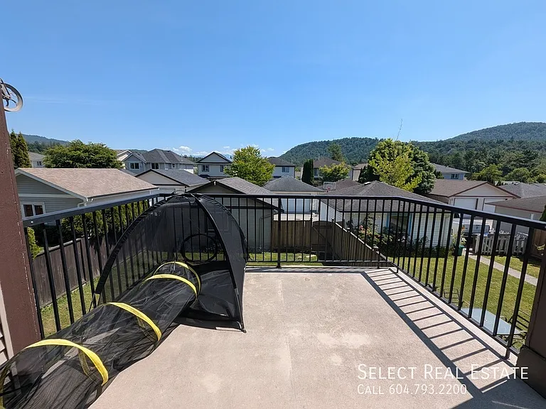 36220 Shadbolt Ave — Photo 11