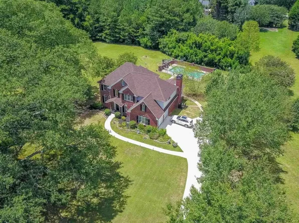 182 Castlewood Rd, Tyrone, GA 30290