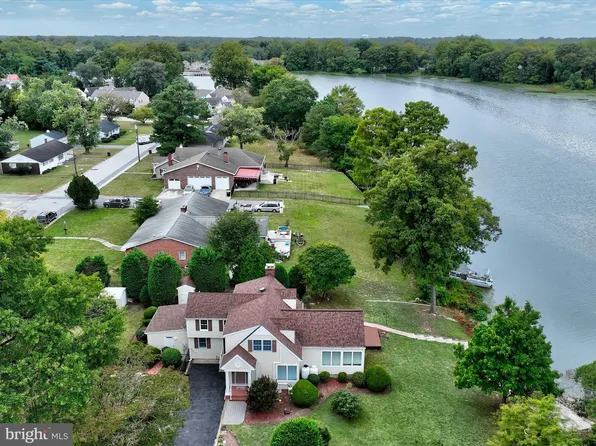 115 Lake Dr, Laurel, DE 19956