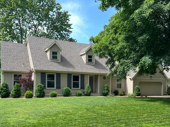 1724 E Buena Vista Street, Springfield, MO 65804