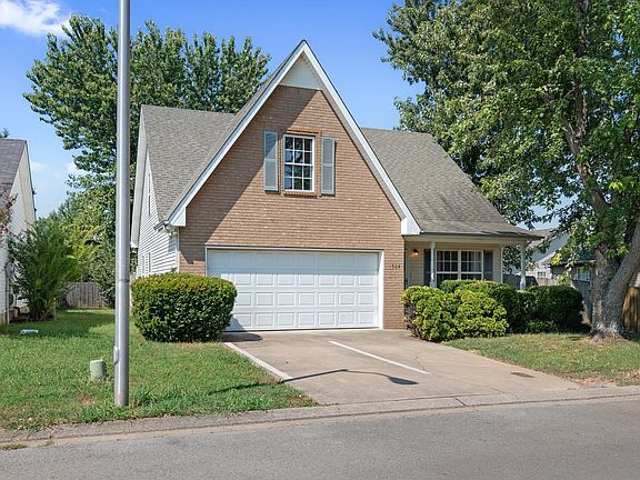 3rd image of 1504 Carrick Dr