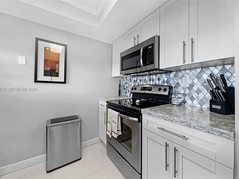 7601 E Treasure Dr #1802 — Photo 12