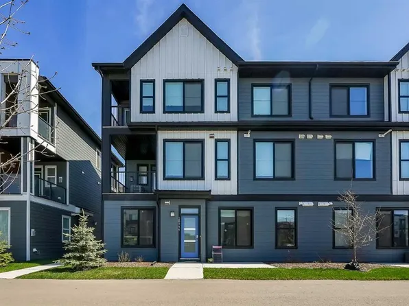 20944 SW Seton Way SE, Calgary, AB T3M 2P2
