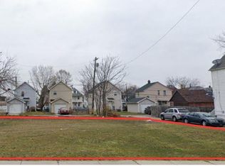 2227 Danforth St, Hamtramck, MI 48212