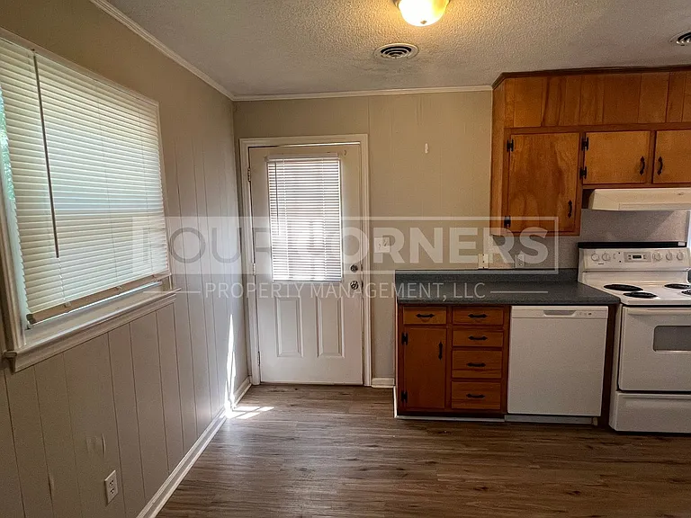 1019 Cypress Drive — Photo 5