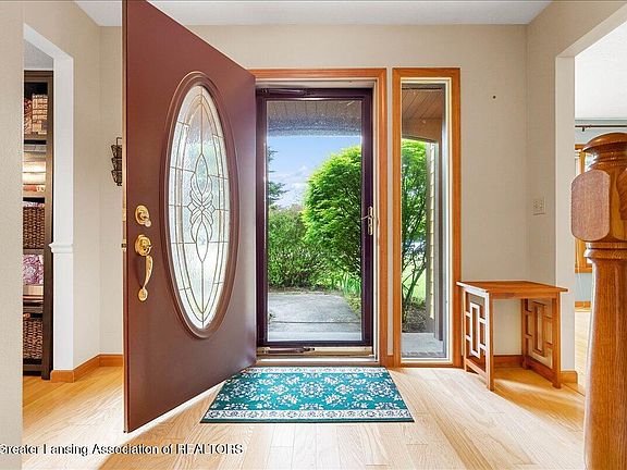 3rd image of 4116 Cornell Rd