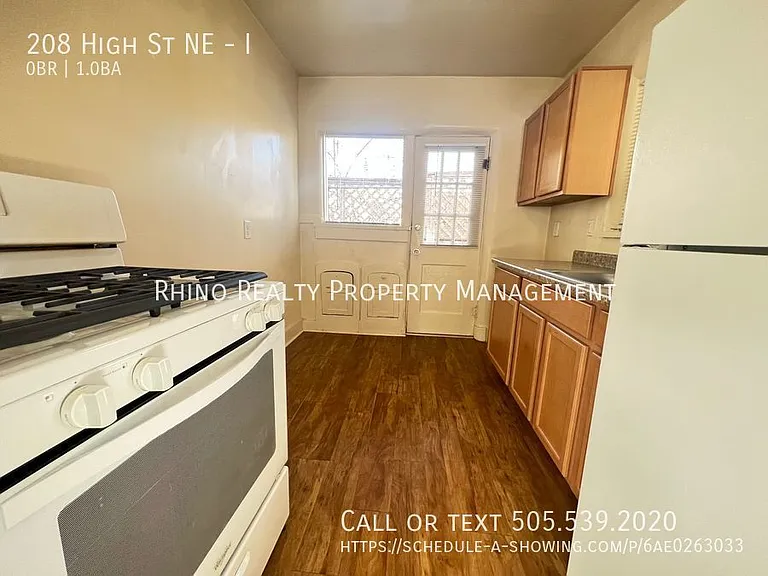 208 High St NE #I — Photo 4