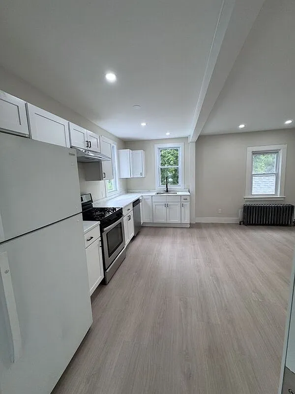 2 bed, 1.0 bath, 800 sqft, $1,500 — Photo 4
