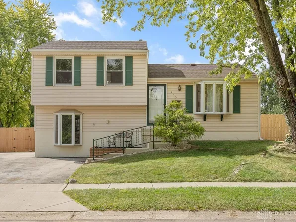 430 Neal Dr, Englewood, OH 45322