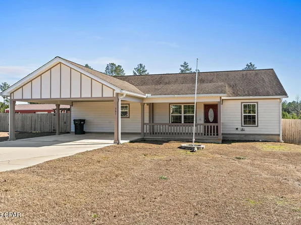 561 Lakepointe Dr, Chipley, FL 32428