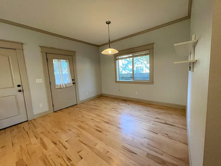 5603 NE 30th Ave — Photo 8
