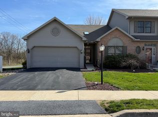 6401 Whisper Wood Ln, Harrisburg, PA