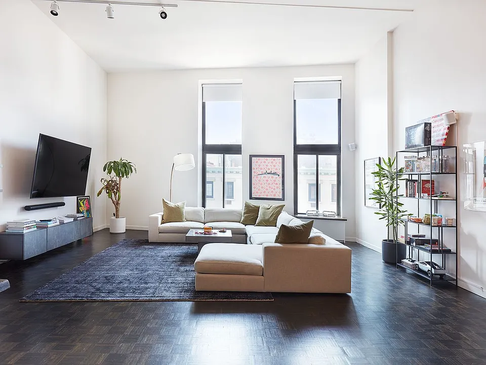 354 Broome St #4A