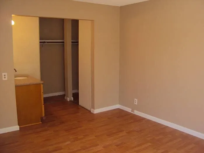 8071 Park Villa Cir — Photo 9
