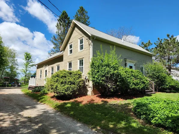 198 Main Road N, Hampden, ME 04444