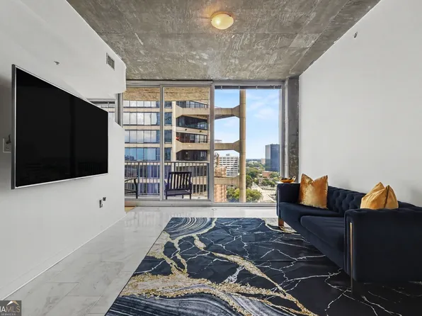 400 W Peachtree St NW Unit 1812, Atlanta, GA 30308