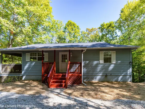 124 Flat Creek Rd, Lake Toxaway, NC 28747