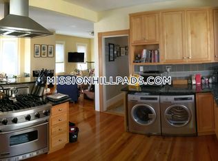 148 Calumet St #3A, Roxbury Crossing, MA 02120