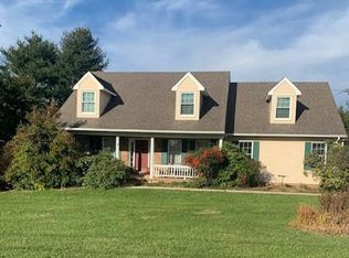 704 Sullivan Rd, Westminster, MD 21157