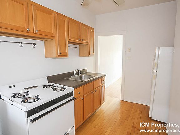2nd image of 5102 N Winchester Ave #1