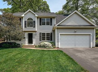 30 Curtis Rd, Natick, MA 01760