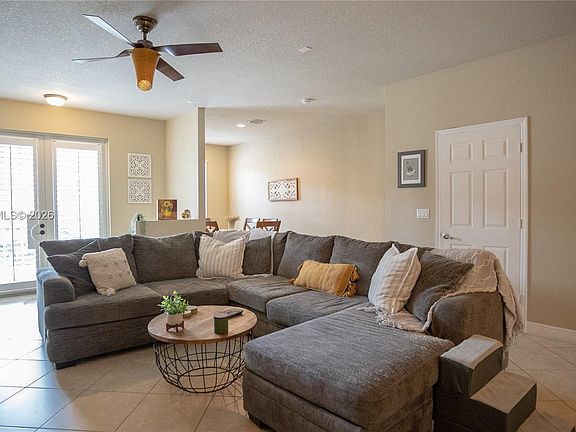 4th image of 5808 Hampton Hills Blvd