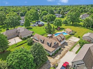 1880 Swailes Rd, Troy, OH 45373