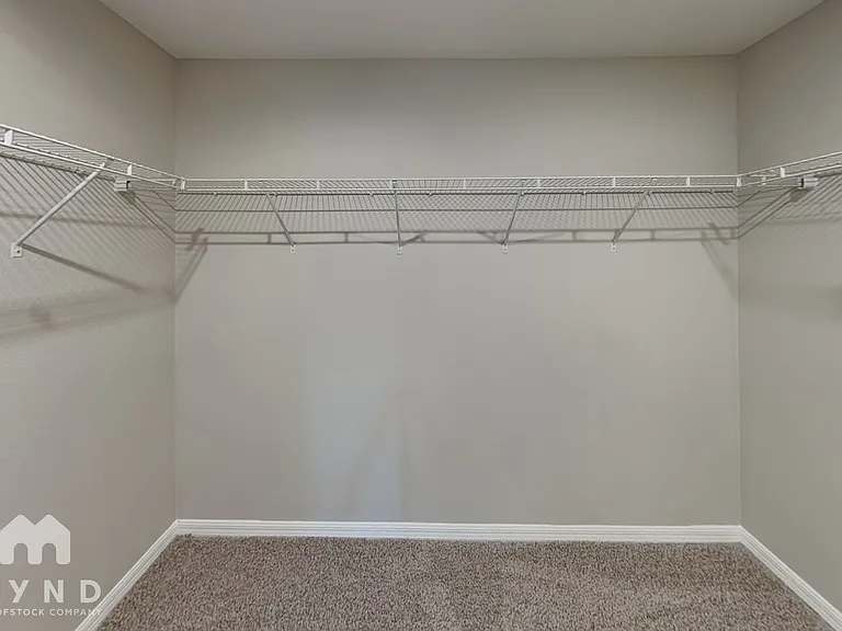320 Daffodil Ln — Photo 14