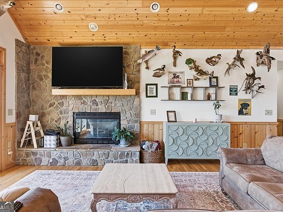 8th image of this home