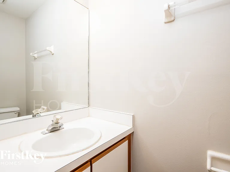 11005 Yorkshire Ridge Ct — Photo 14