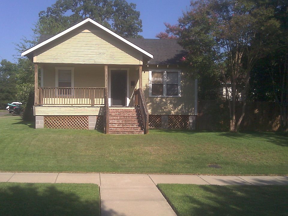1st image of 1703 Stephens Ave