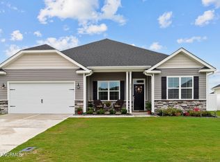 2727 Lina Ct #121, Winterville, NC 28590