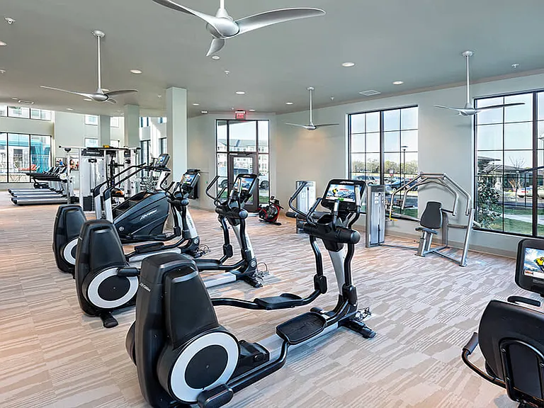 Avia Luxury Apartments — Photo 7