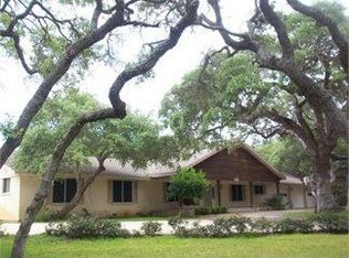 1911 Cochran Ln, Rockport, TX 78382