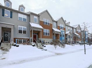 1627 Station Park Dr, Grayslake, IL 60030