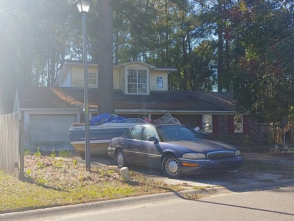 3rd image of 213 Mulberry Dr