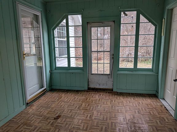 5th image of 105 NH Route 25