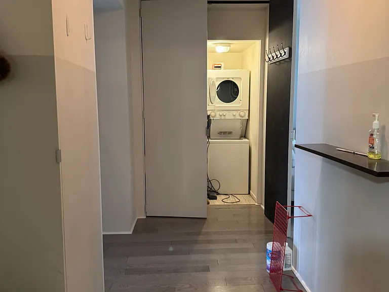 44 Gerrard St W #1701 — Photo 7